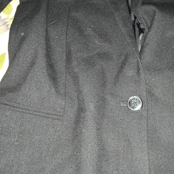 E.H.Woods womens 2 pc. jacket/skirt set size  10 - Picture 3 of 6